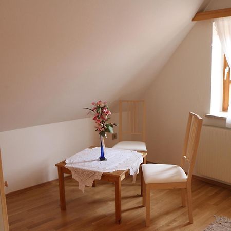 Haus Schoenegger Kitzeck im Sausal Szoba fotó